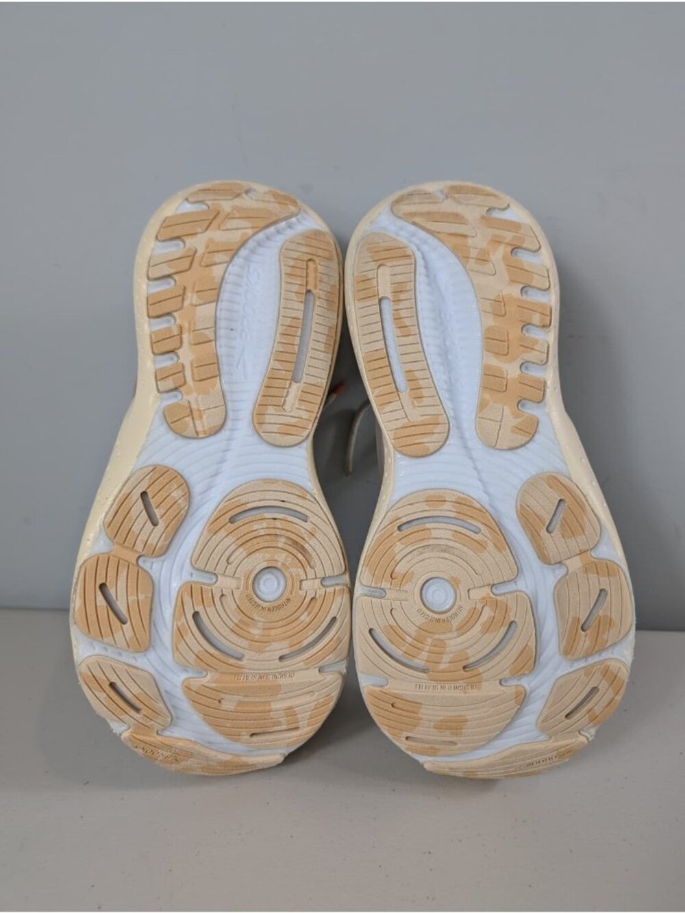 Brooks Glycerin 21 women's running shoes snow/dawn/straw size 9 - Picture 10 of 14